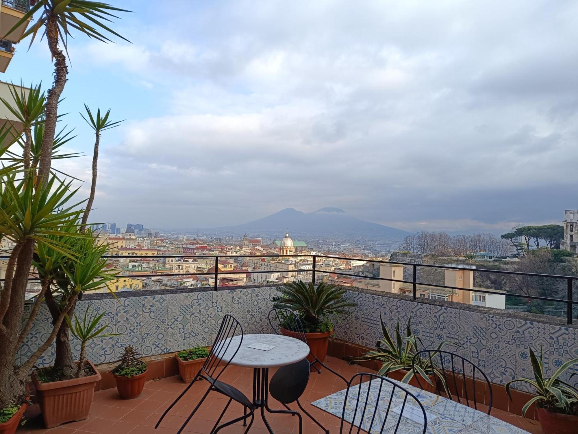 Casa Vacanze Maison Zio Bruno A' Scalinatella 나폴리 외부 사진